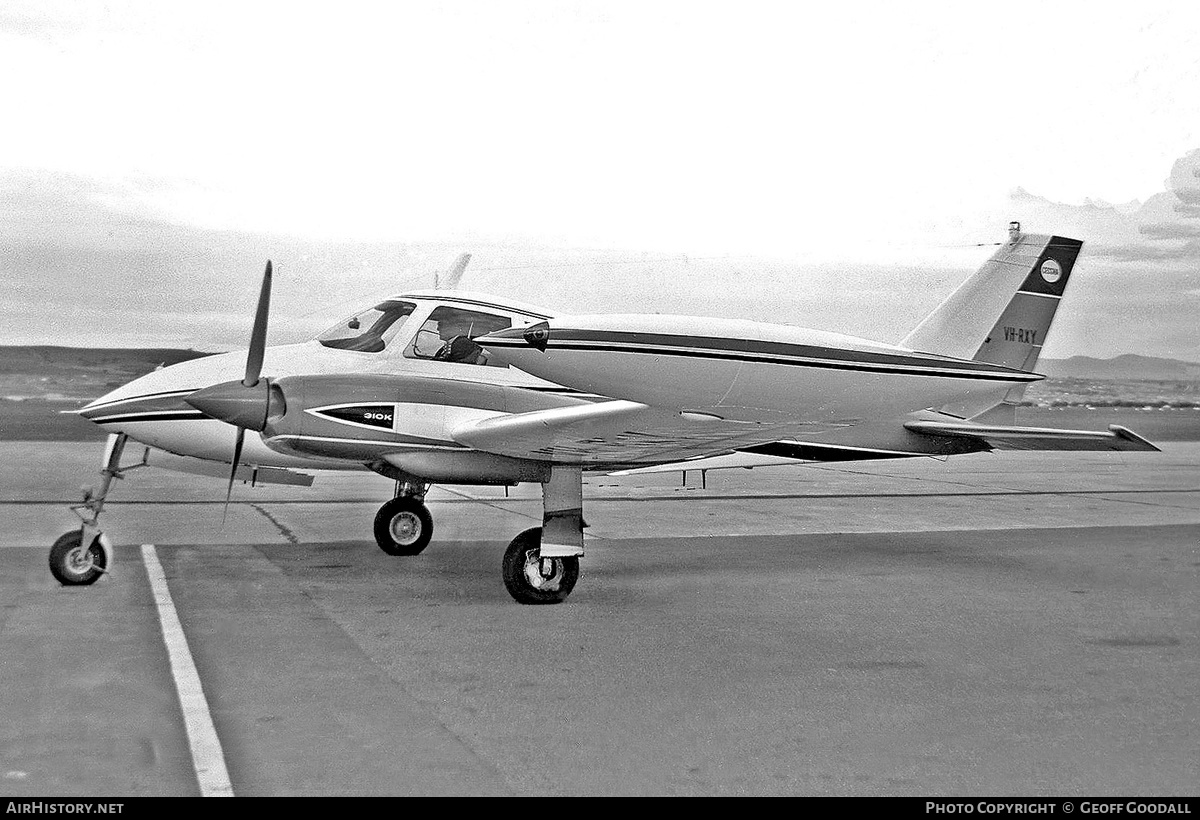 Aircraft Photo of VH-RXY | Cessna 310K | AirHistory.net #305171