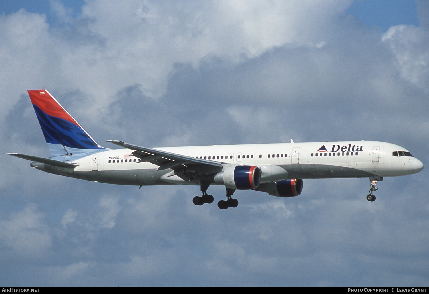 Aircraft Photo of N625DL | Boeing 757-232 | Delta Air Lines | AirHistory.net #305197