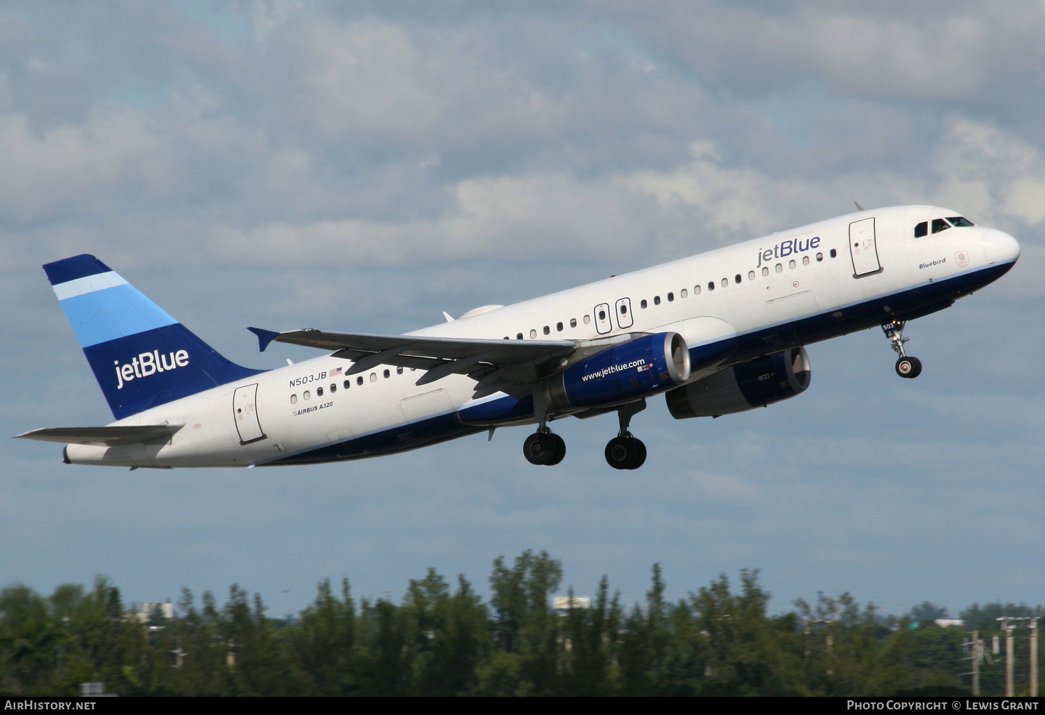 Aircraft Photo of N503JB | Airbus A320-232 | JetBlue Airways | AirHistory.net #305286