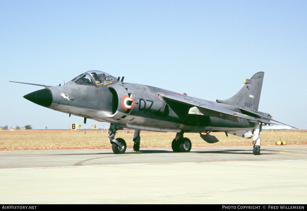 Aircraft Photo of IN607 | British Aerospace Sea Harrier FRS51 | India - Navy | AirHistory.net #305356