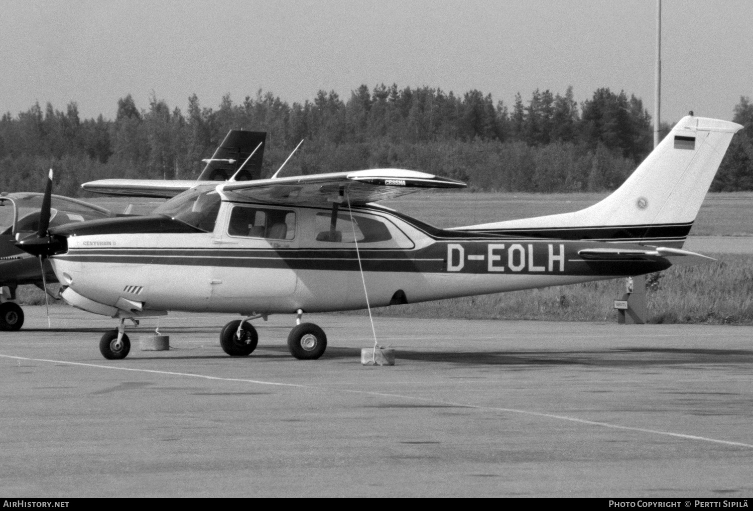 Aircraft Photo of D-EOLH | Cessna T210N Turbo Centurion II | AirHistory.net #305382