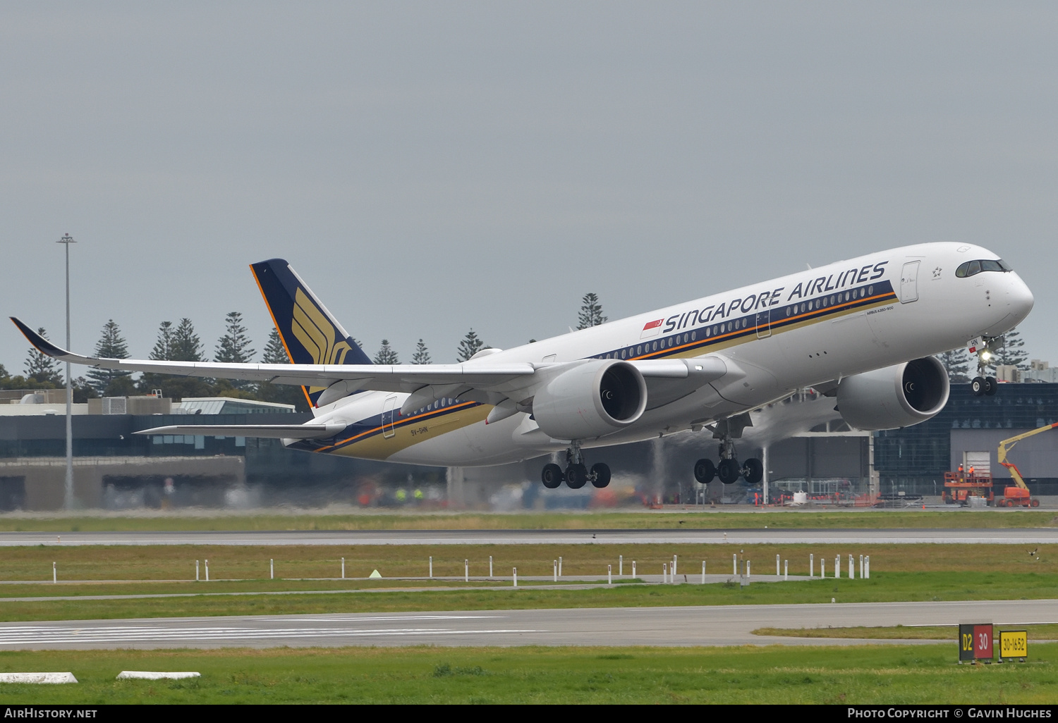 Aircraft Photo of 9V-SHN | Airbus A350-941 | Singapore Airlines | AirHistory.net #305477