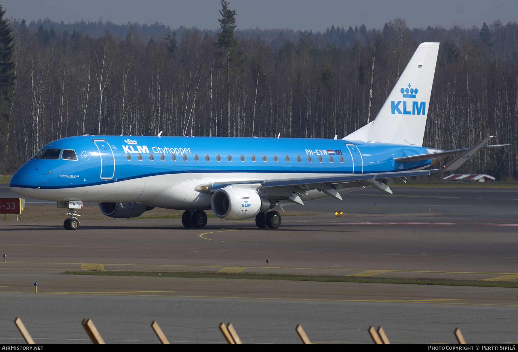 Aircraft Photo of PH-EXW | Embraer 175STD (ERJ-170-200STD) | KLM Cityhopper | AirHistory.net #305491