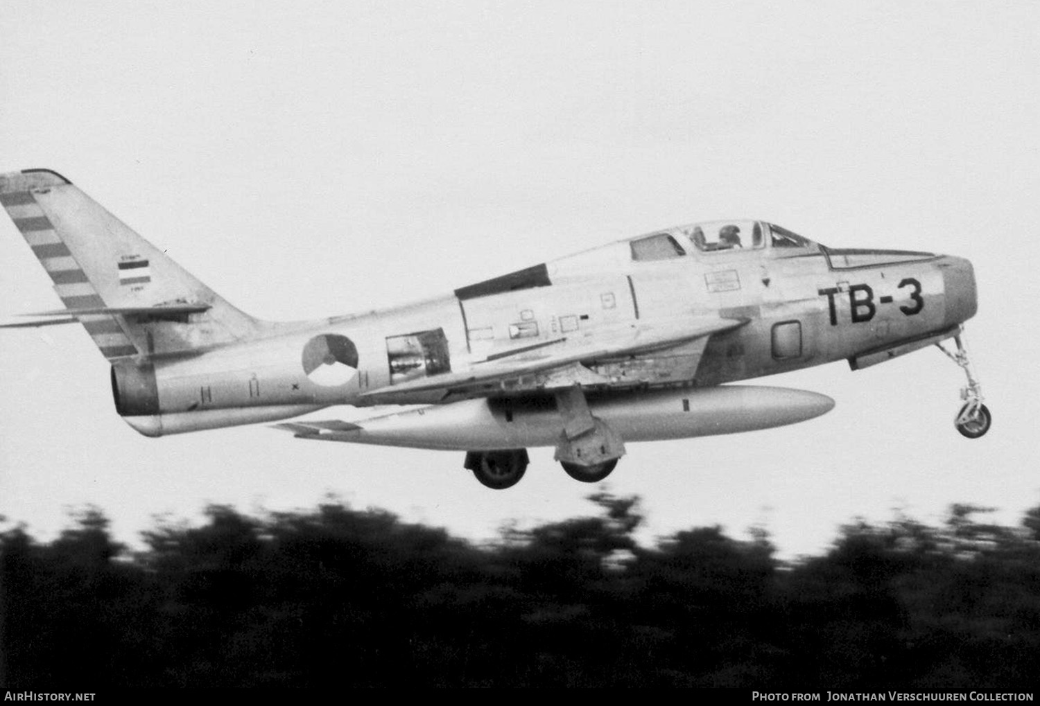 Aircraft Photo of P-269 / 53-6871 | Republic F-84F Thunderstreak | Netherlands - Air Force | AirHistory.net #305495