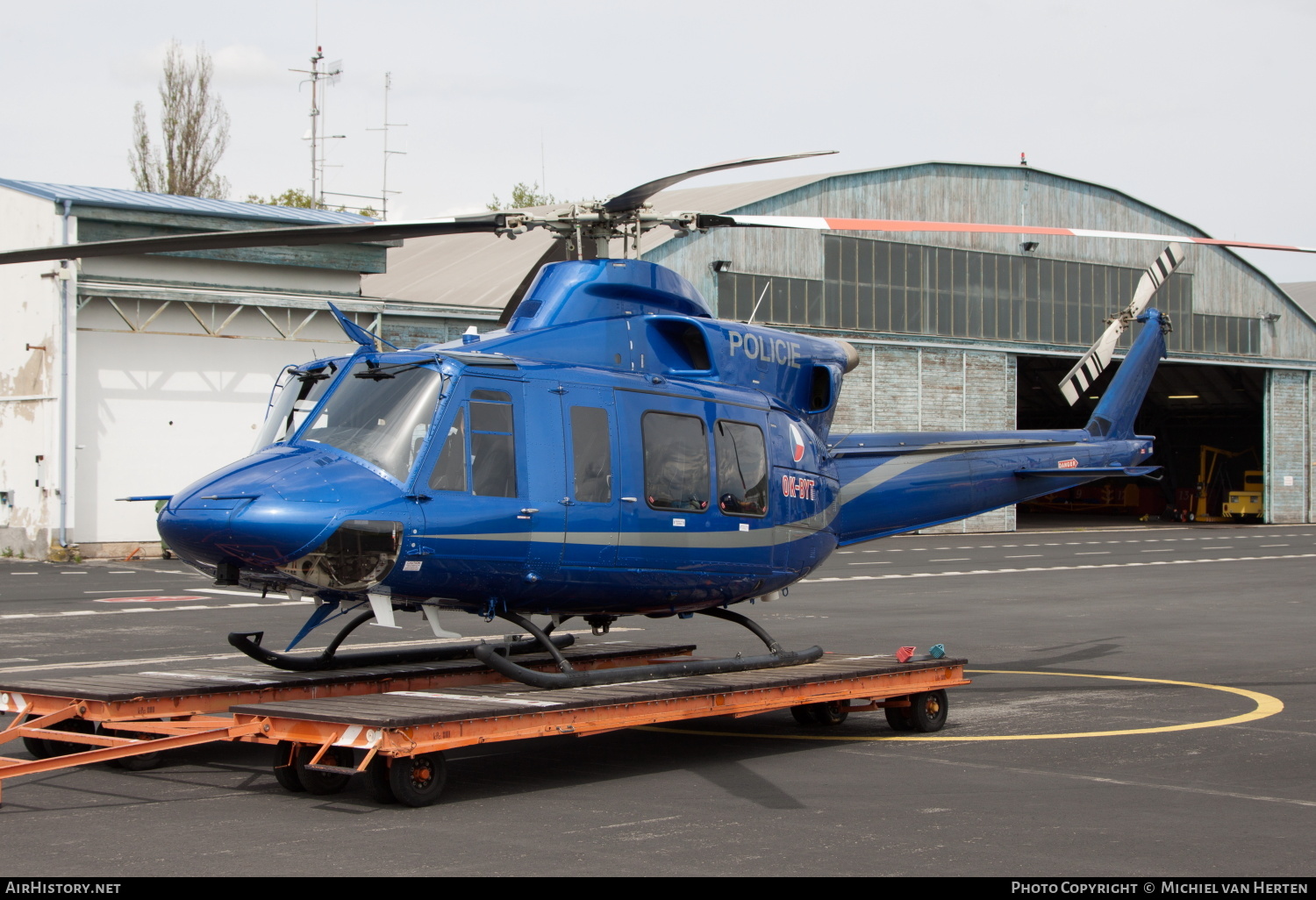 Aircraft Photo of OK-BYT | Bell 412EPI | Policie | AirHistory.net #305553