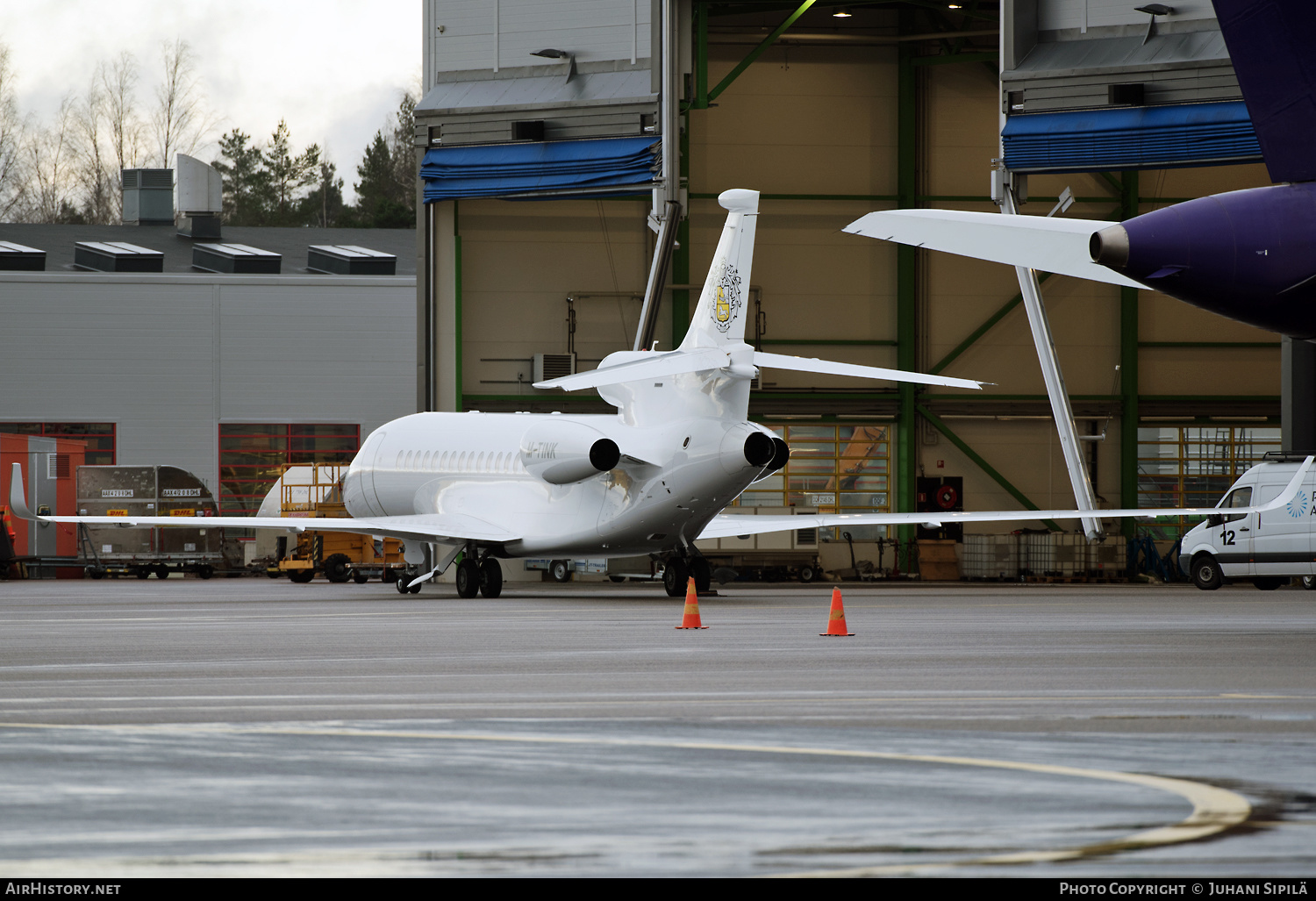 Aircraft Photo of M-TINK | Dassault Falcon 8X | AirHistory.net #305642