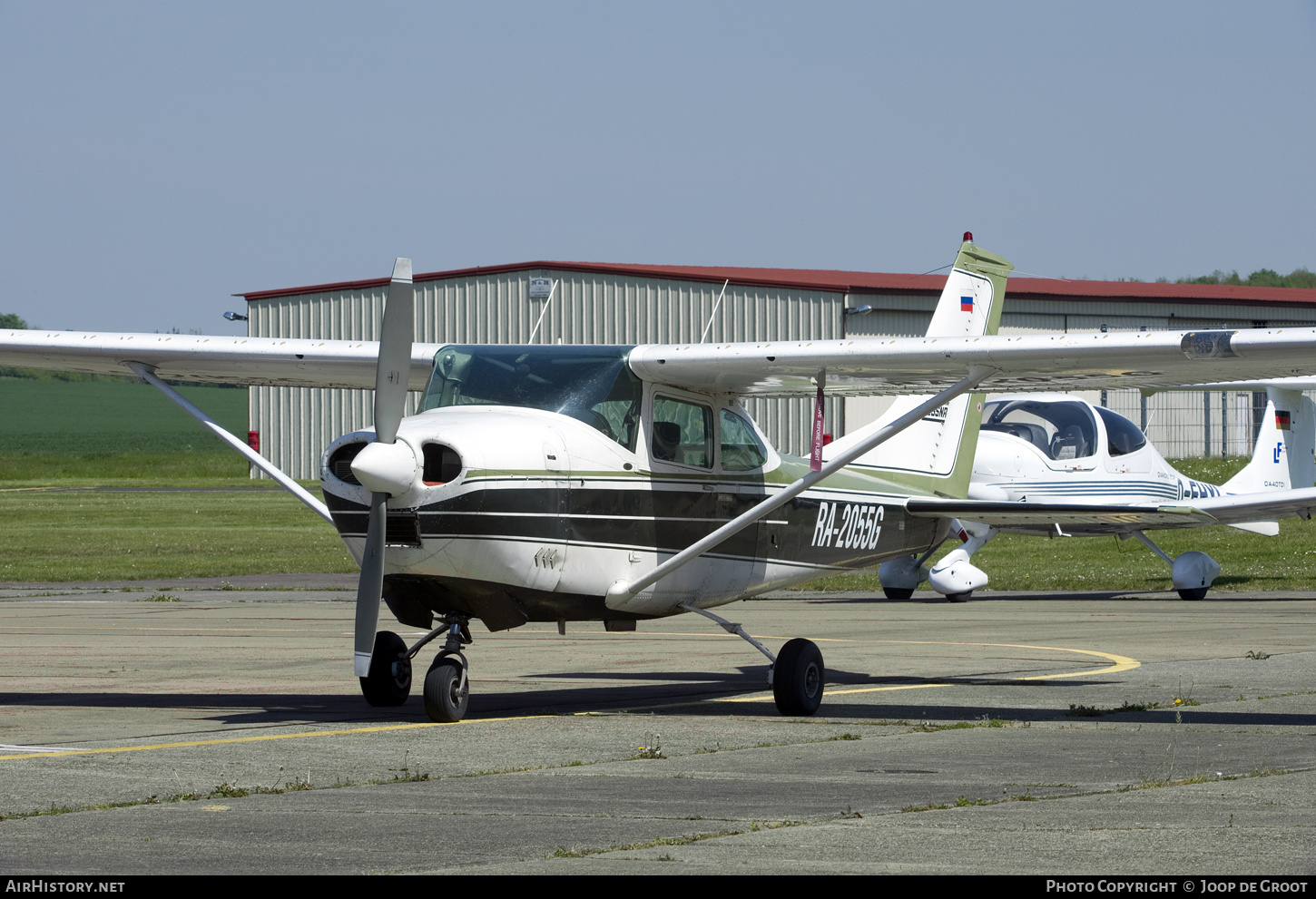 Aircraft Photo of RA-2055G | Cessna 182L Skylane | AirHistory.net #305657