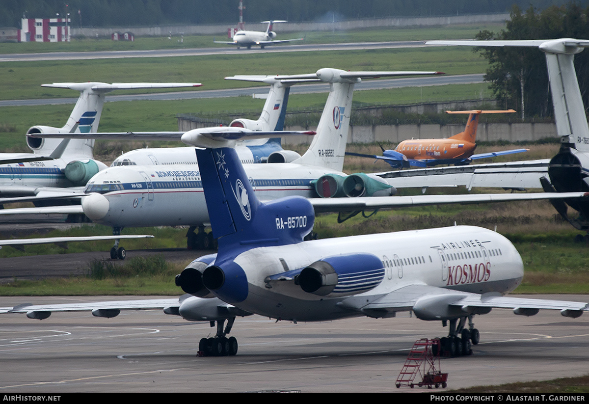 Aircraft Photo of RA-85700 | Tupolev Tu-154M | Kosmos Airlines | AirHistory.net #305695