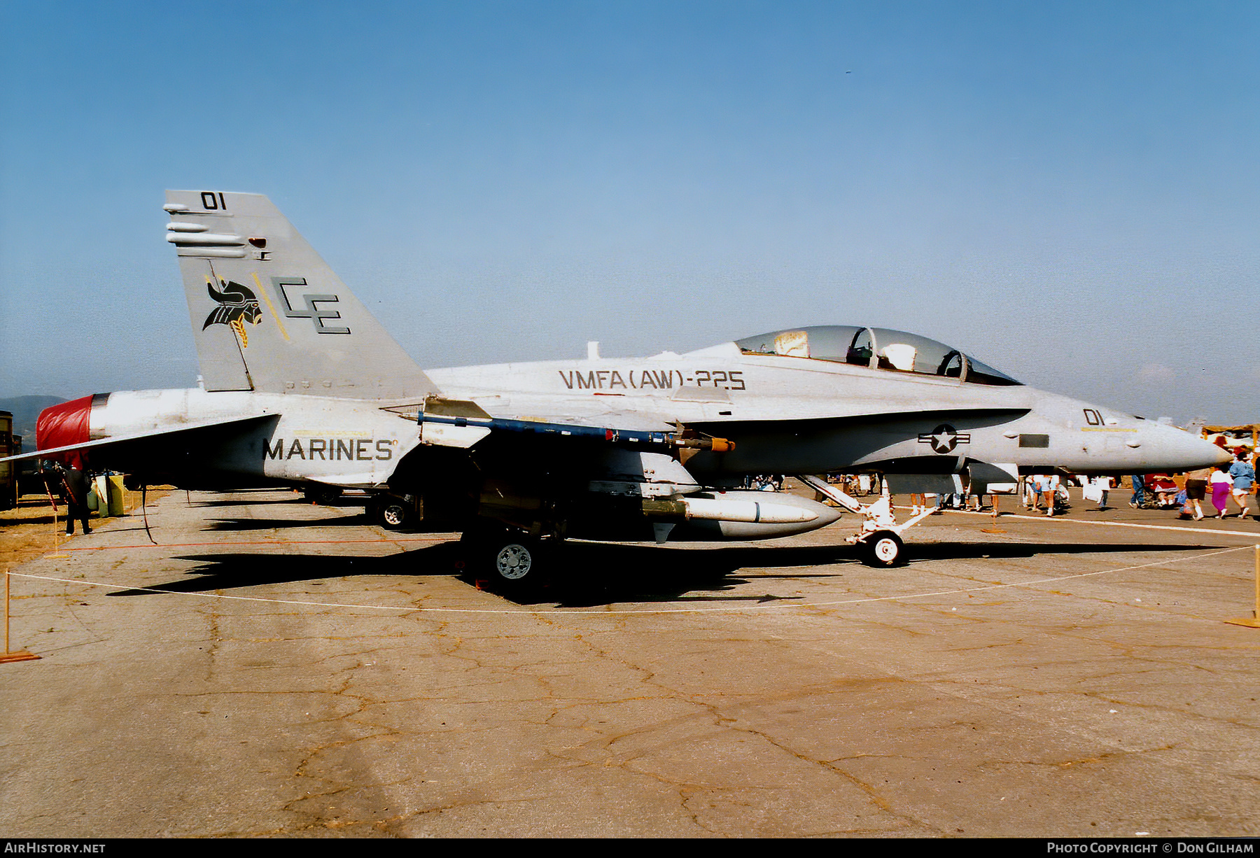 Aircraft Photo of 165411 | McDonnell Douglas F/A-18D Hornet | USA - Marines | AirHistory.net #305800