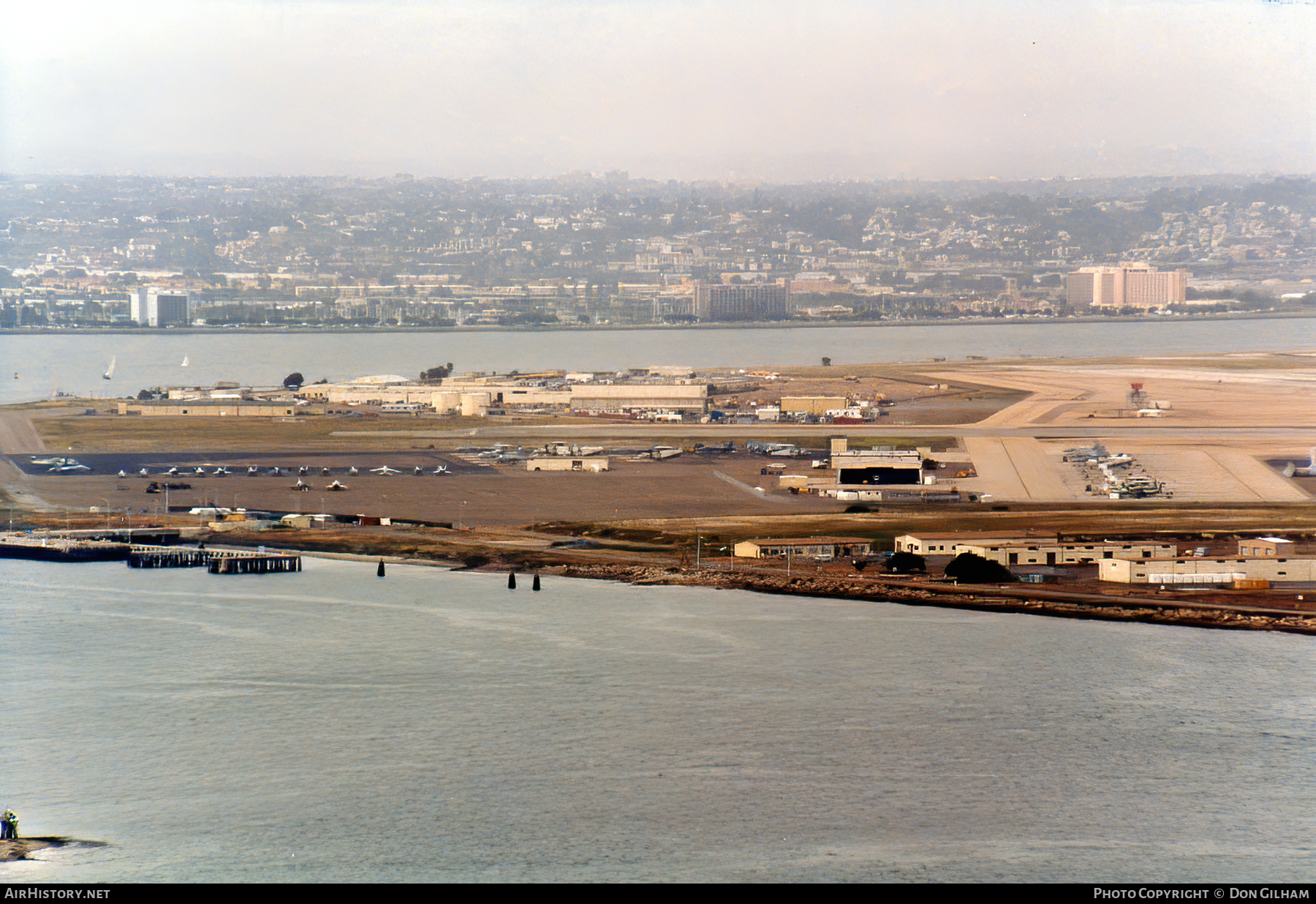 Airport photo of San Diego - North Island NAS / Halsey Field (KNZY / NZY) in California, United States | AirHistory.net #305850
