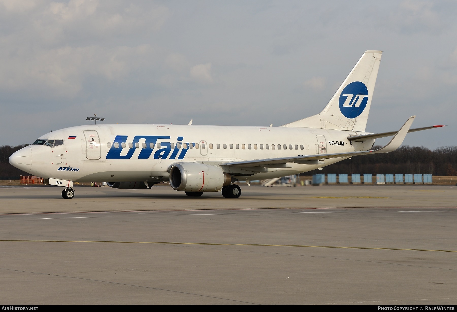 Aircraft Photo of VQ-BJM | Boeing 737-524 | UTair | AirHistory.net #305939