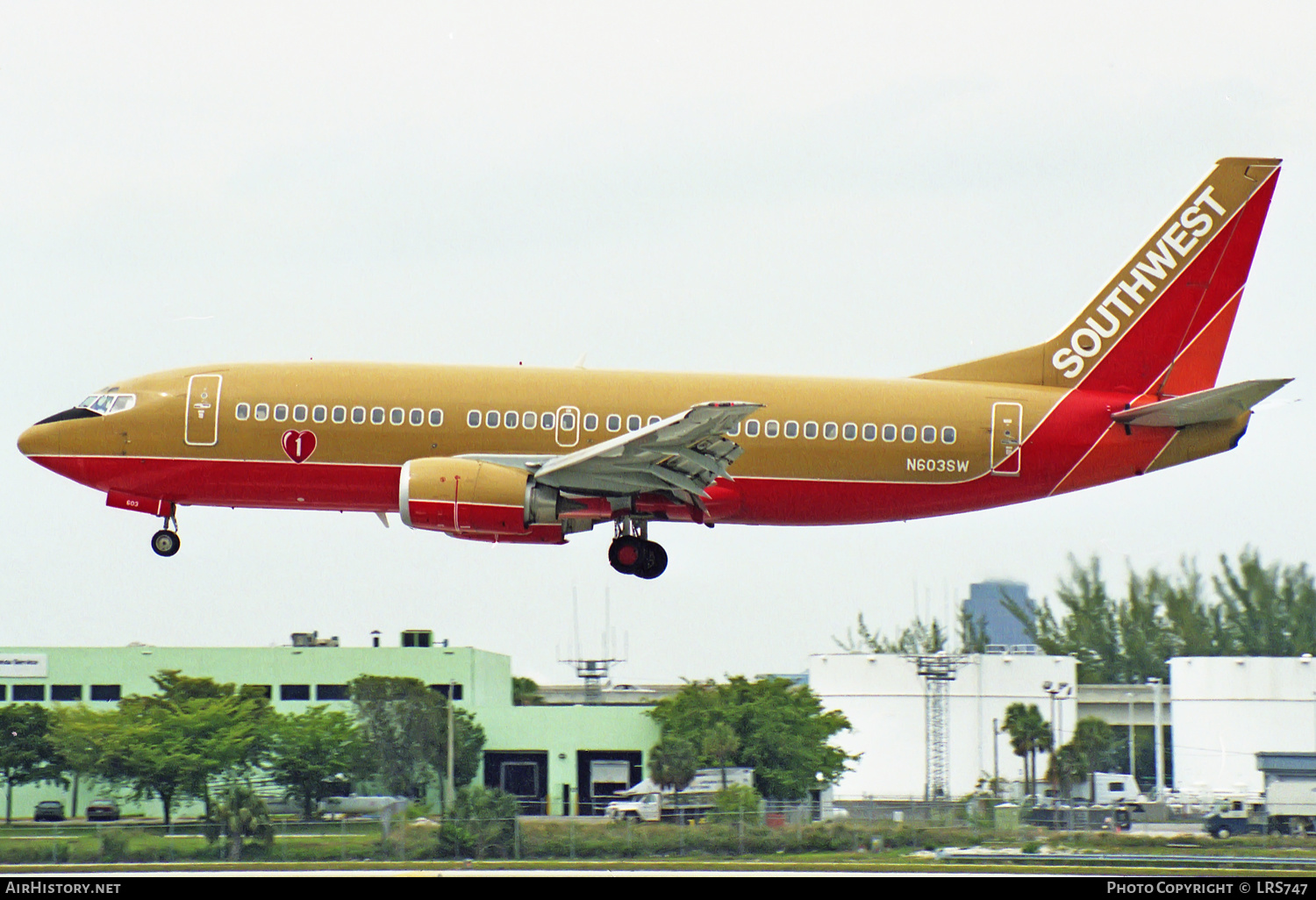 Aircraft Photo of N603SW | Boeing 737-3H4 | Southwest Airlines | AirHistory.net #305979