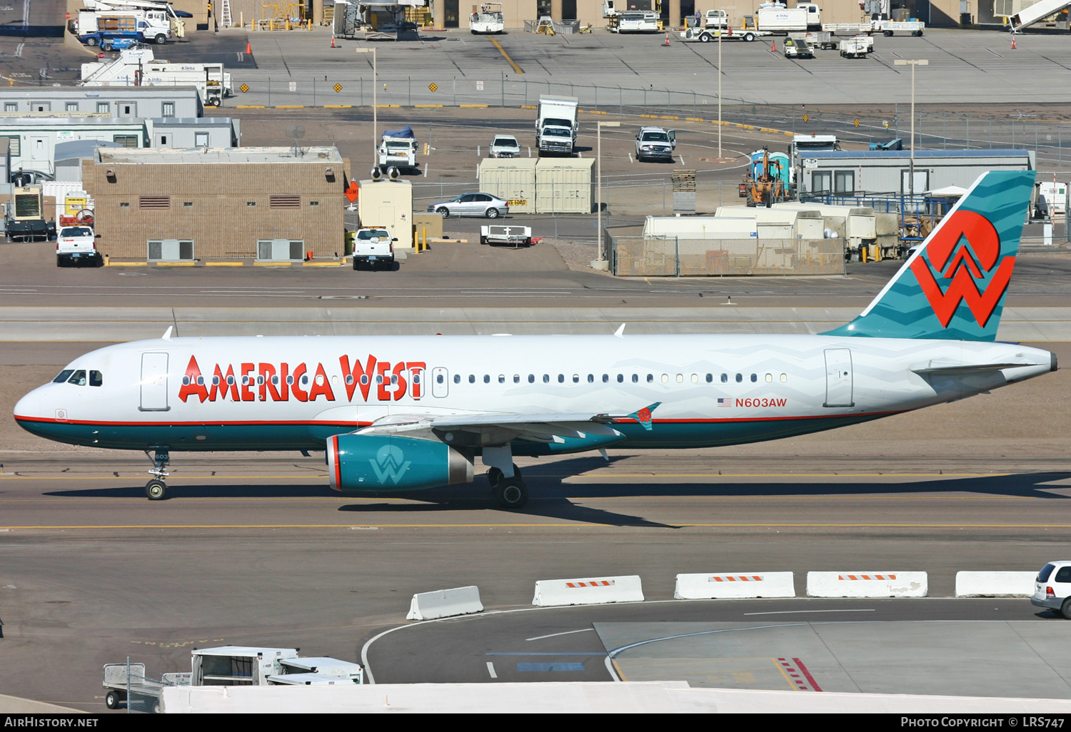 Aircraft Photo of N603AW | Airbus A320-232 | America West Airlines | AirHistory.net #305982