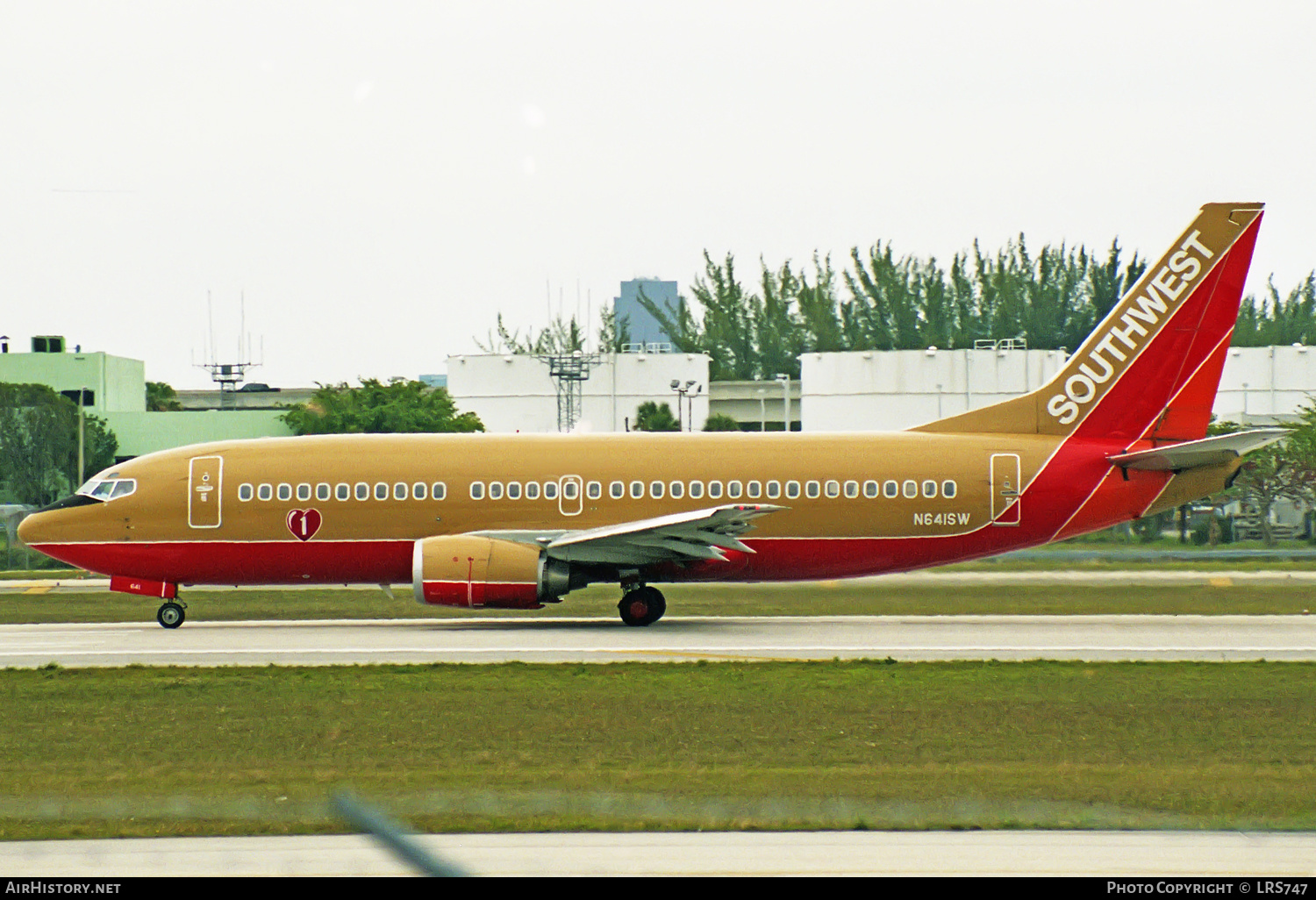 Aircraft Photo of N641SW | Boeing 737-3H4 | Southwest Airlines | AirHistory.net #305996