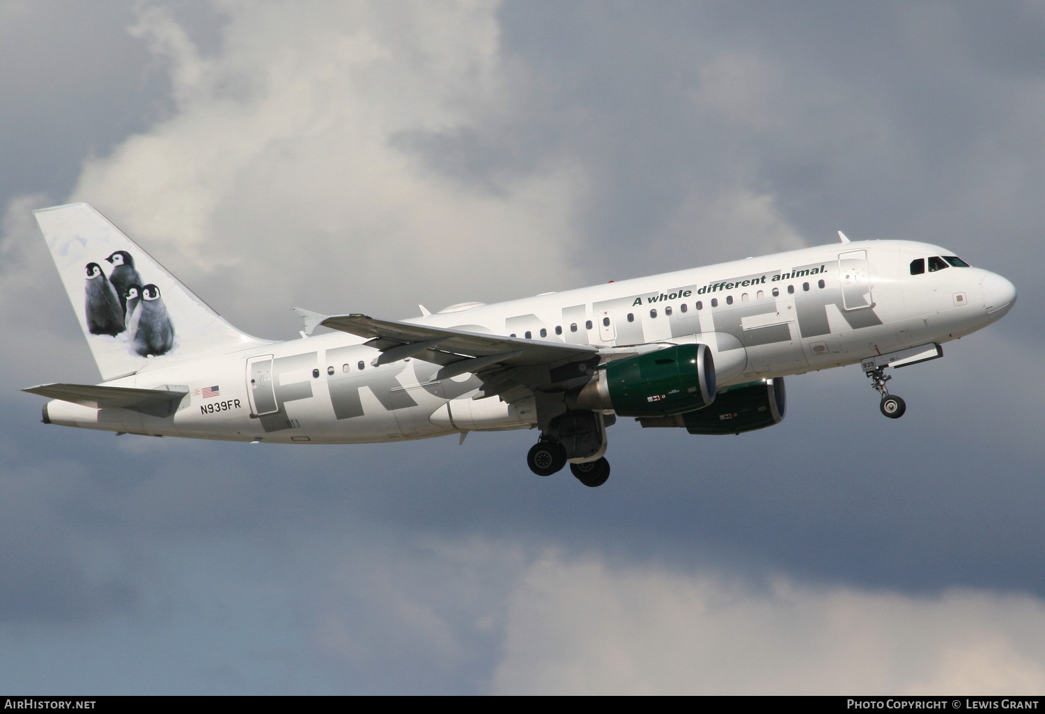 Aircraft Photo of N939FR | Airbus A319-112 | Frontier Airlines | AirHistory.net #306059