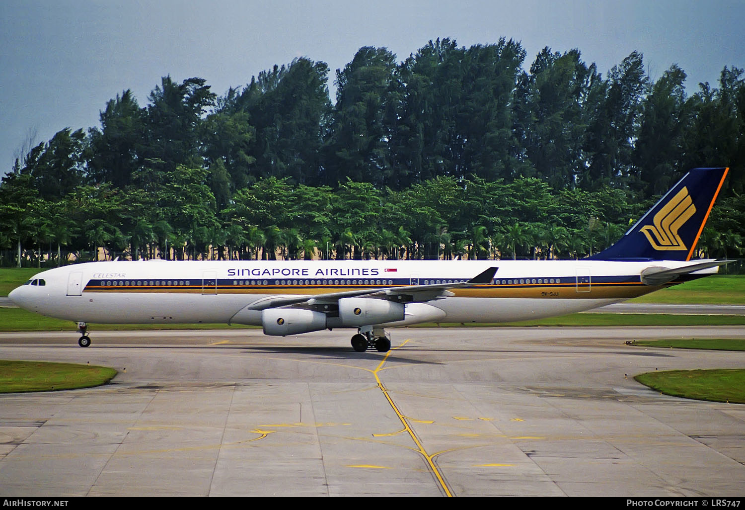 Aircraft Photo of 9V-SJJ | Airbus A340-313X | Singapore Airlines | AirHistory.net #306231