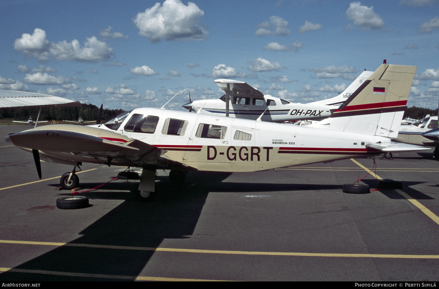 Aircraft Photo of D-GGRT | Piper PA-34-220T Seneca III | AirHistory.net #306258