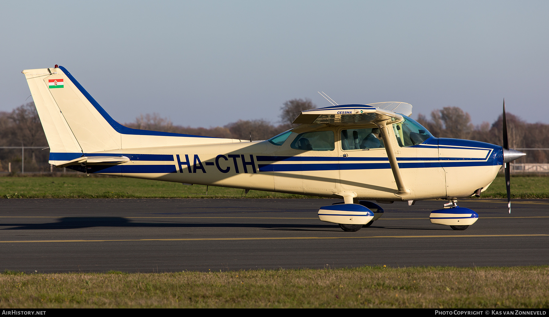 Aircraft Photo of HA-CTH | Cessna 172P Skyhawk | AirHistory.net #306262