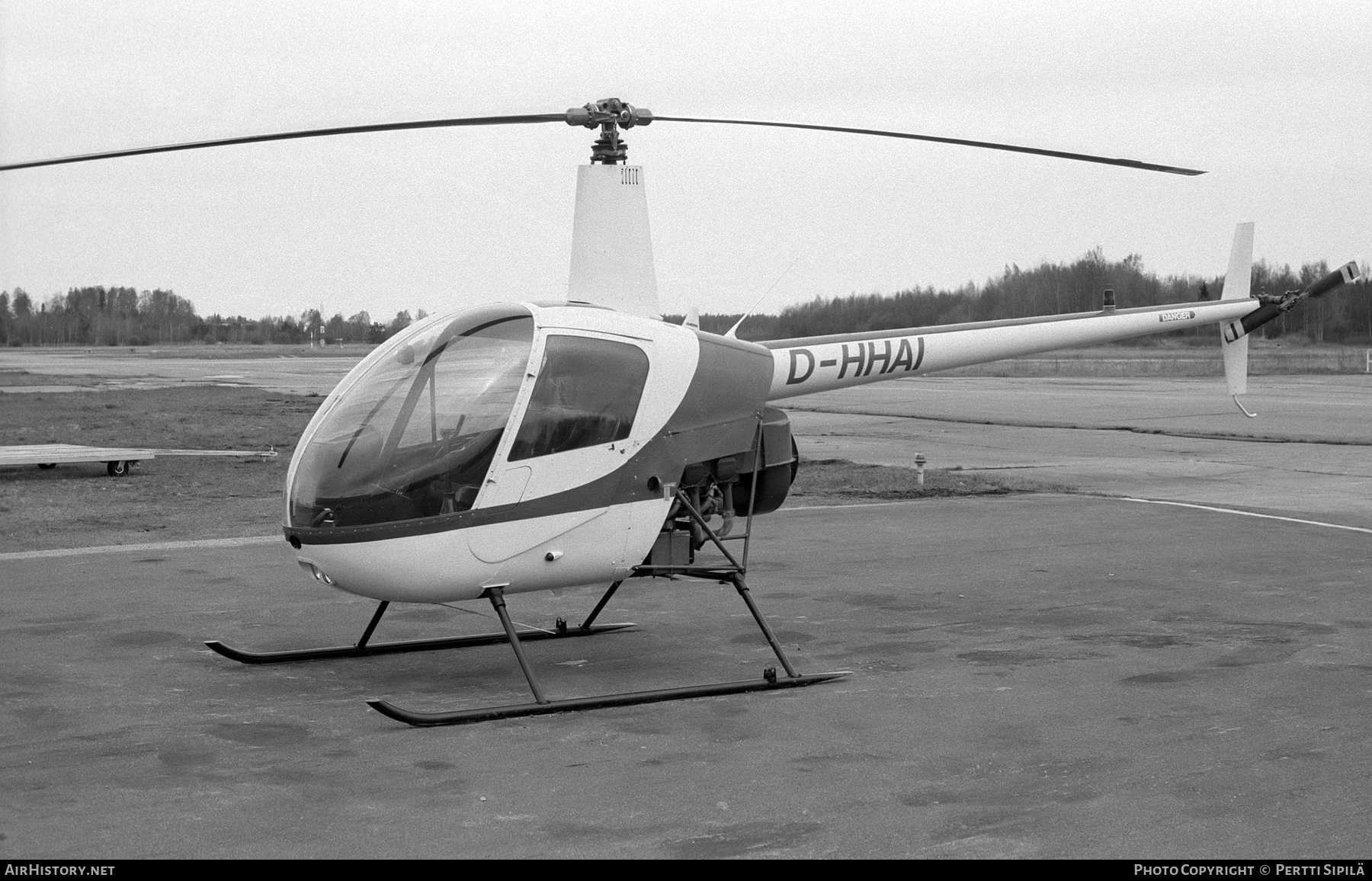 Aircraft Photo of D-HHAI | Robinson R-22 Beta | AirHistory.net #306395