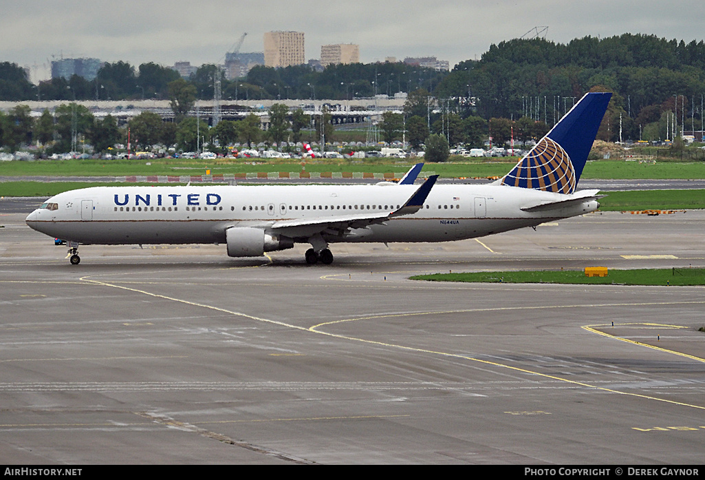 Aircraft Photo of N644UA | Boeing 767-322/ER | United Airlines | AirHistory.net #306445