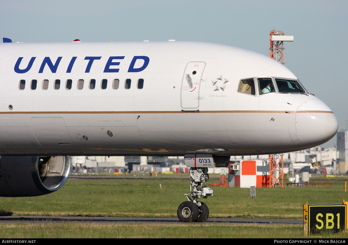 Aircraft Photo of N17133 | Boeing 757-224 | United Airlines | AirHistory.net #306489