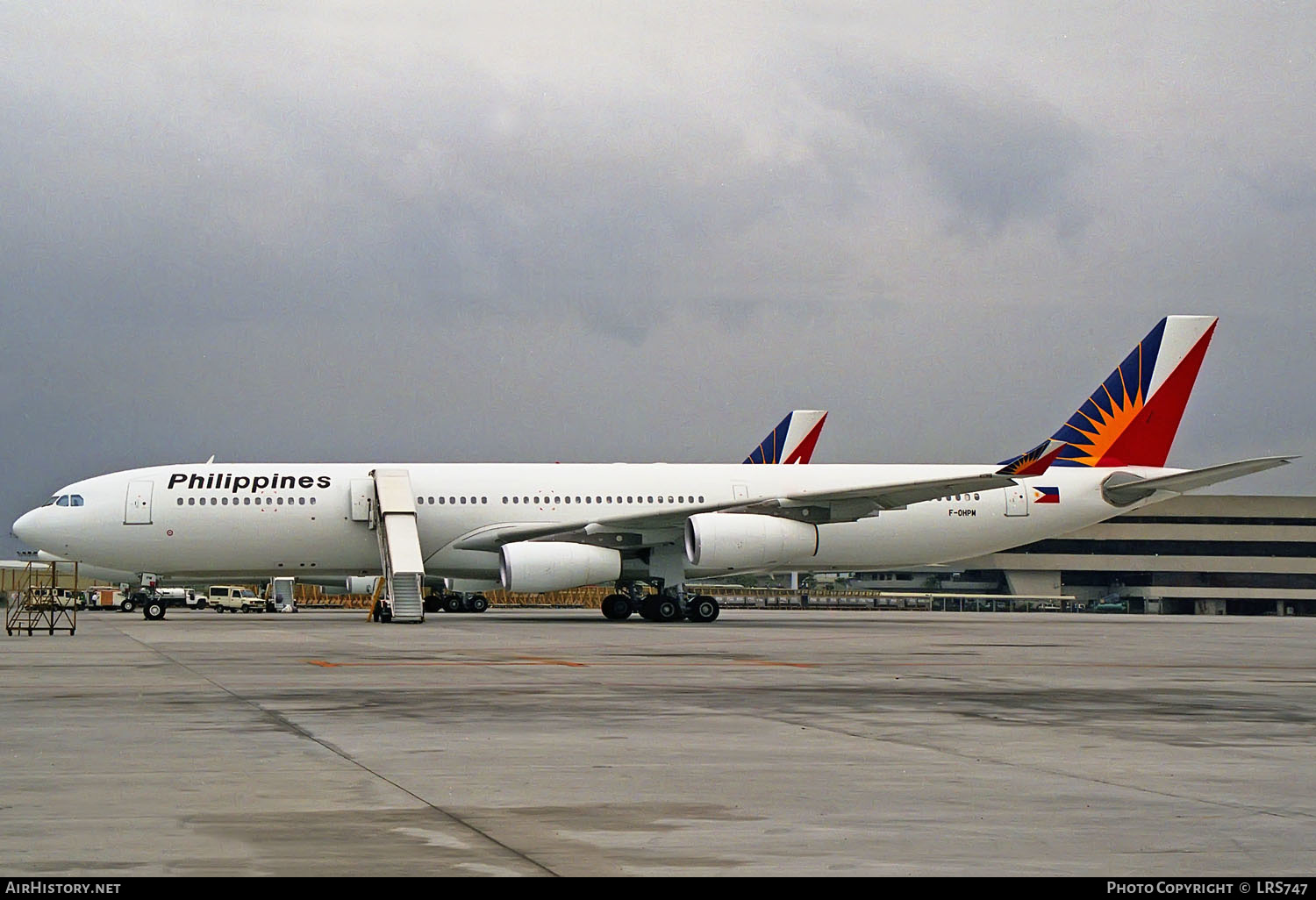 Aircraft Photo of F-OHPM | Airbus A340-313X | Philippine Airlines | AirHistory.net #306506
