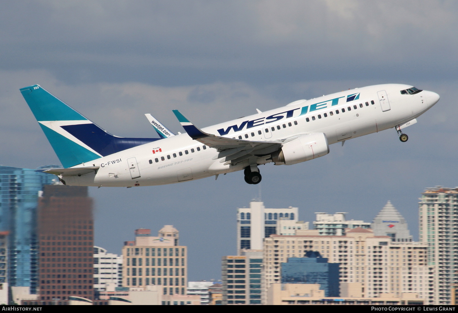 Aircraft Photo of C-FWSI | Boeing 737-7CT | WestJet | AirHistory.net #306690