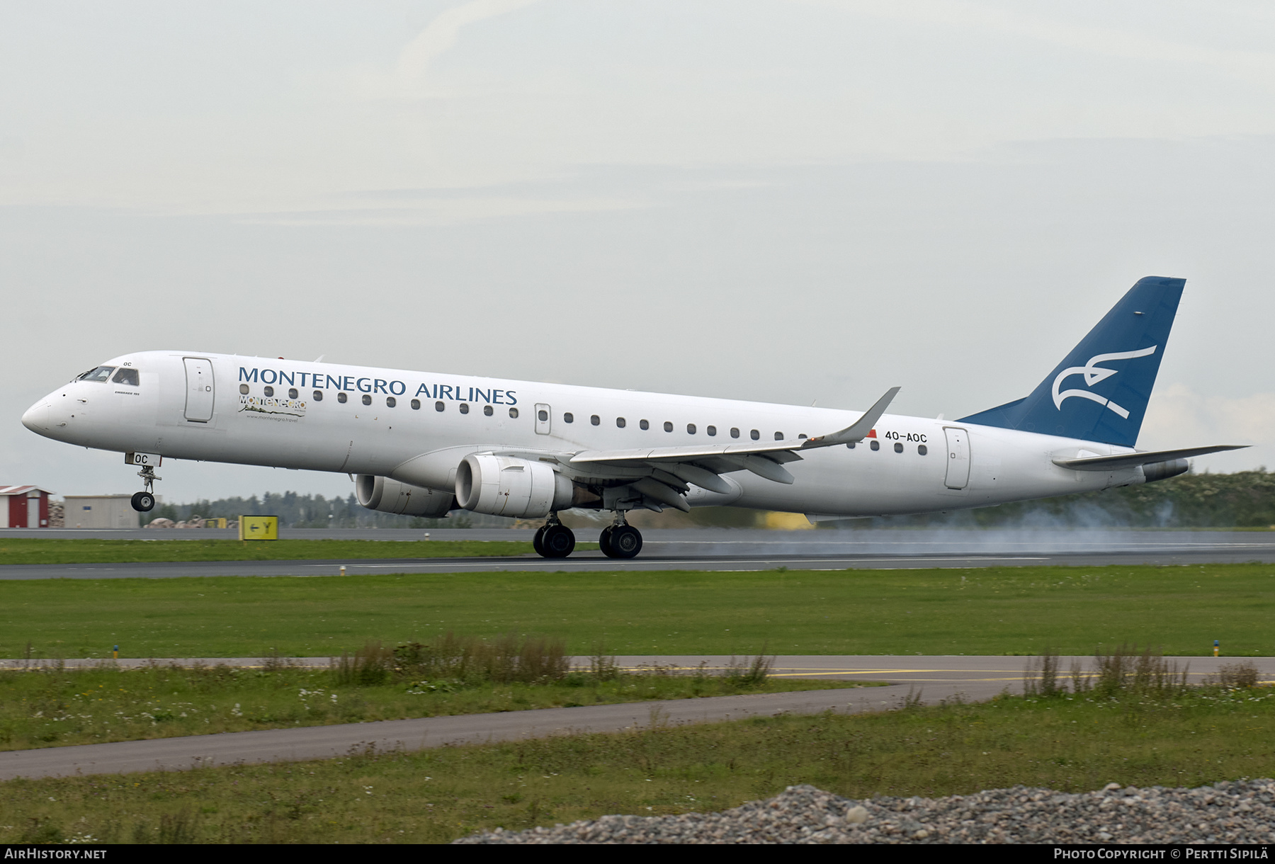 Aircraft Photo of 4O-AOC | Embraer 195LR (ERJ-190-200LR) | Montenegro Airlines | AirHistory.net #306695