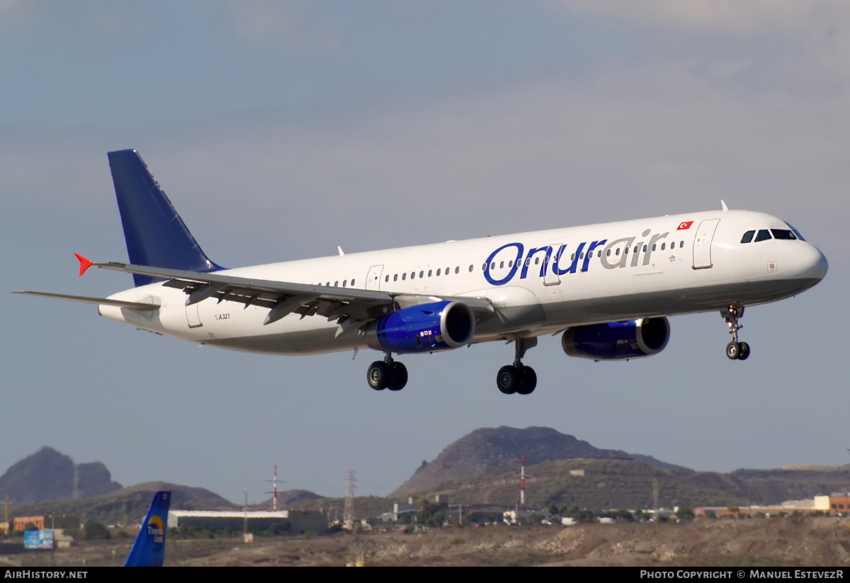 Aircraft Photo of TC-OAN | Airbus A321-231 | Onur Air | AirHistory.net #306811