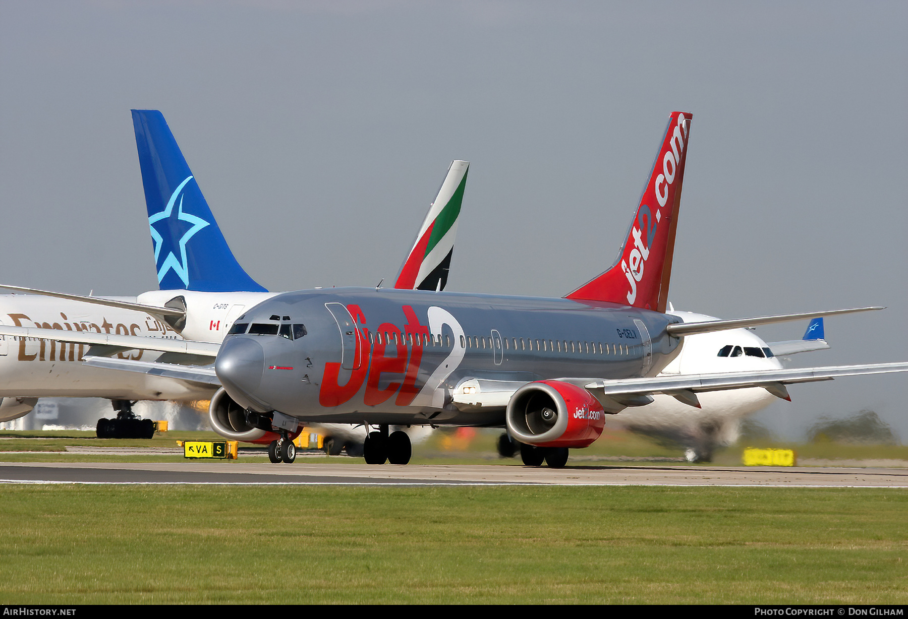 Aircraft Photo of G-CELV | Boeing 737-377 | Jet2 | AirHistory.net #306941