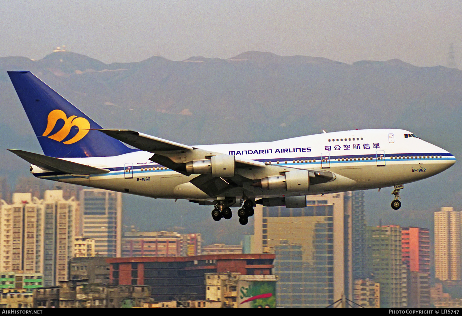Aircraft Photo of B-1862 | Boeing 747SP-09 | Mandarin Airlines | AirHistory.net #306949