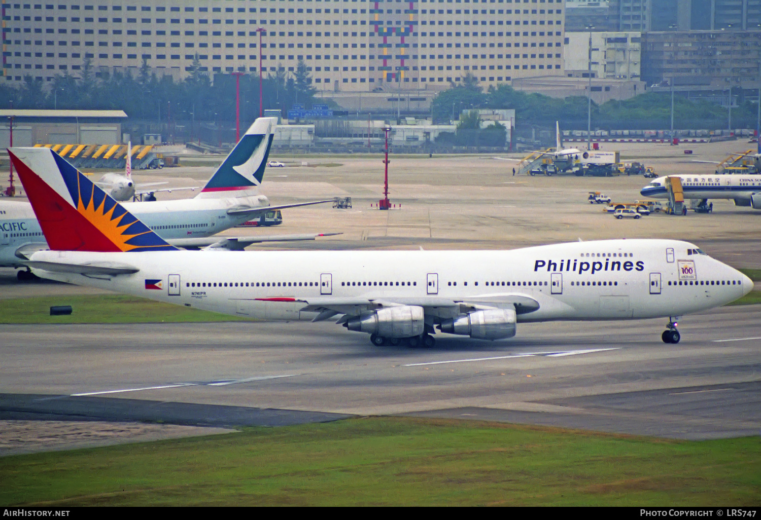 Aircraft Photo of N741PR | Boeing 747-2F6B | Philippine Airlines | AirHistory.net #307002