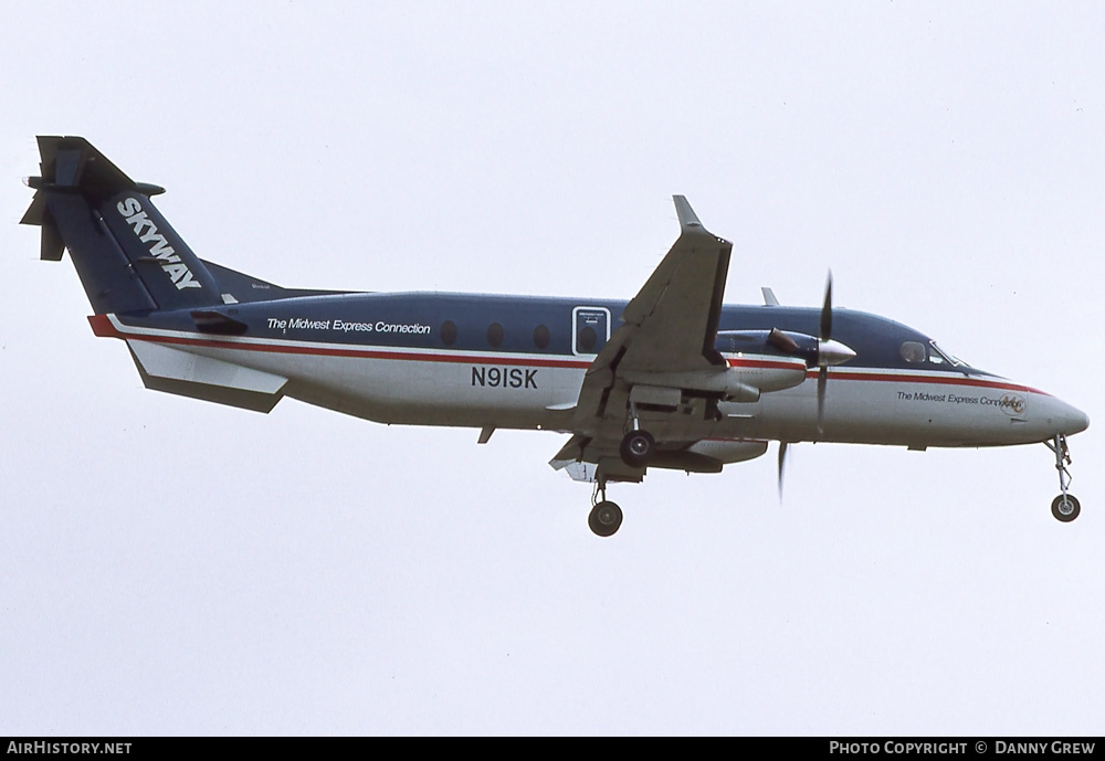Aircraft Photo of N91SK | Beech 1900D | Skyway Midwest Express Connection | AirHistory.net #307062