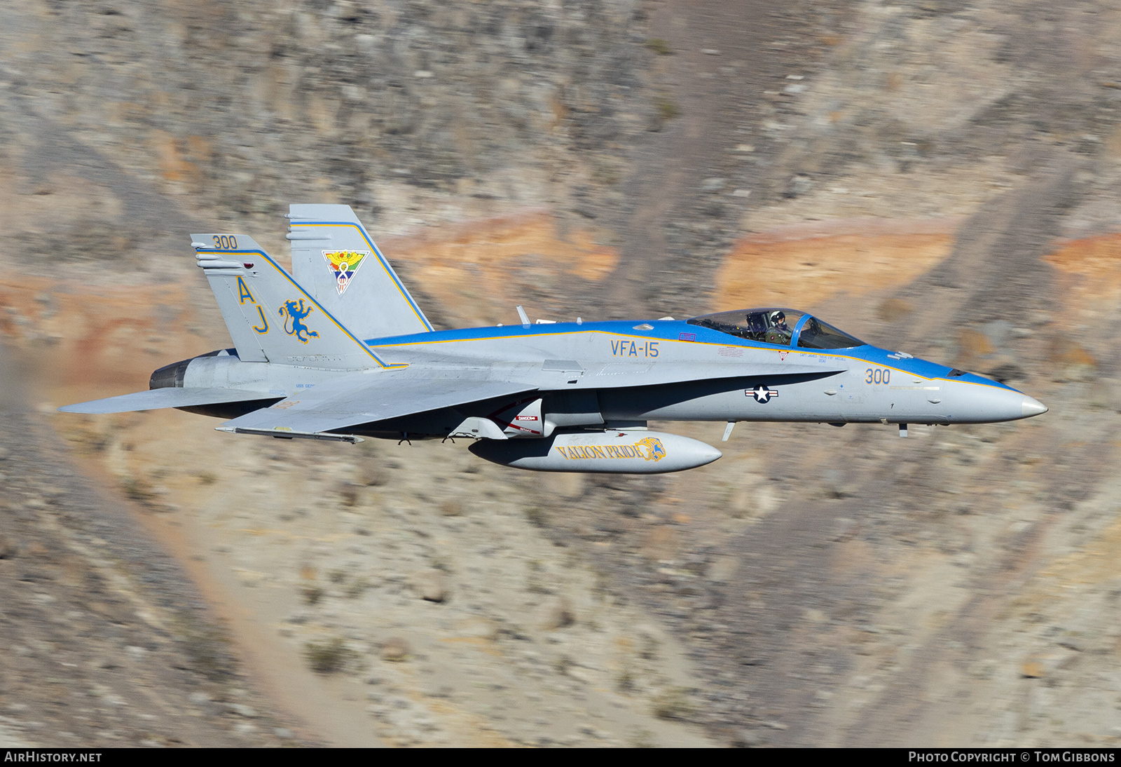 Aircraft Photo of 164671 | McDonnell Douglas F/A-18C Hornet | USA - Navy | AirHistory.net #307156