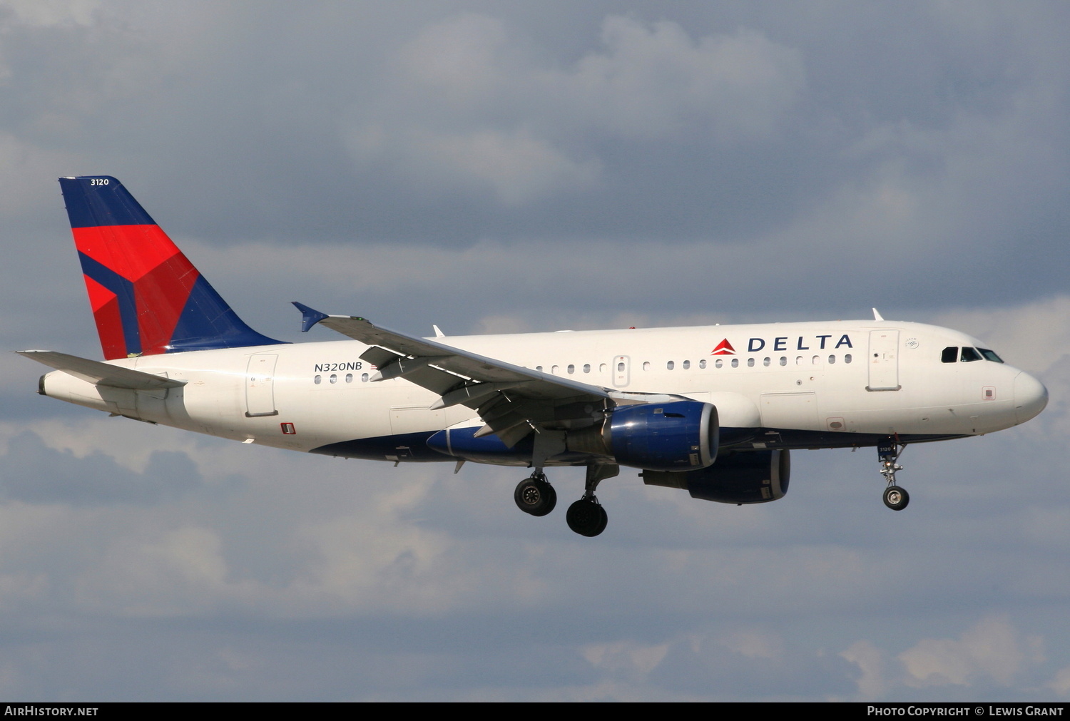 Aircraft Photo of N320NB | Airbus A319-114 | Delta Air Lines | AirHistory.net #307238