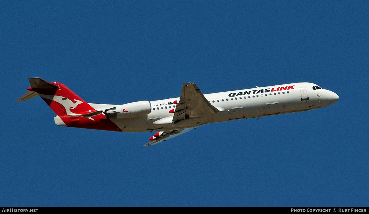Aircraft Photo of VH-NHN | Fokker 100 (F28-0100) | QantasLink | AirHistory.net #307257