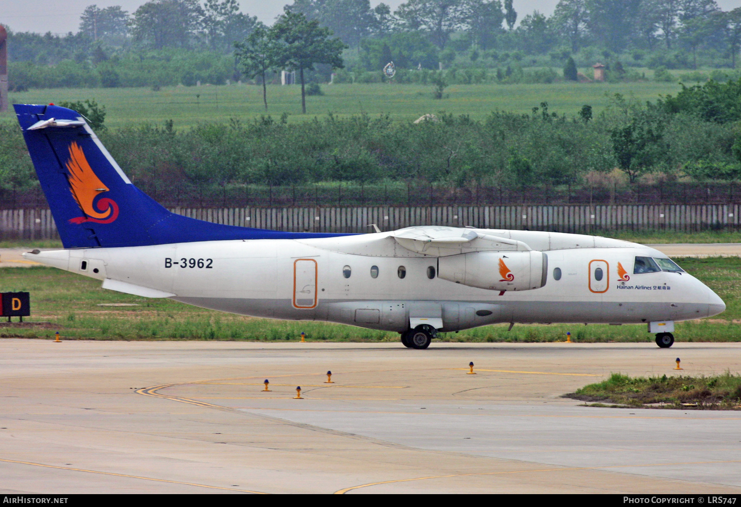 Aircraft Photo of B-3962 | Fairchild Dornier 328-300 328JET | Hainan Airlines | AirHistory.net #307262
