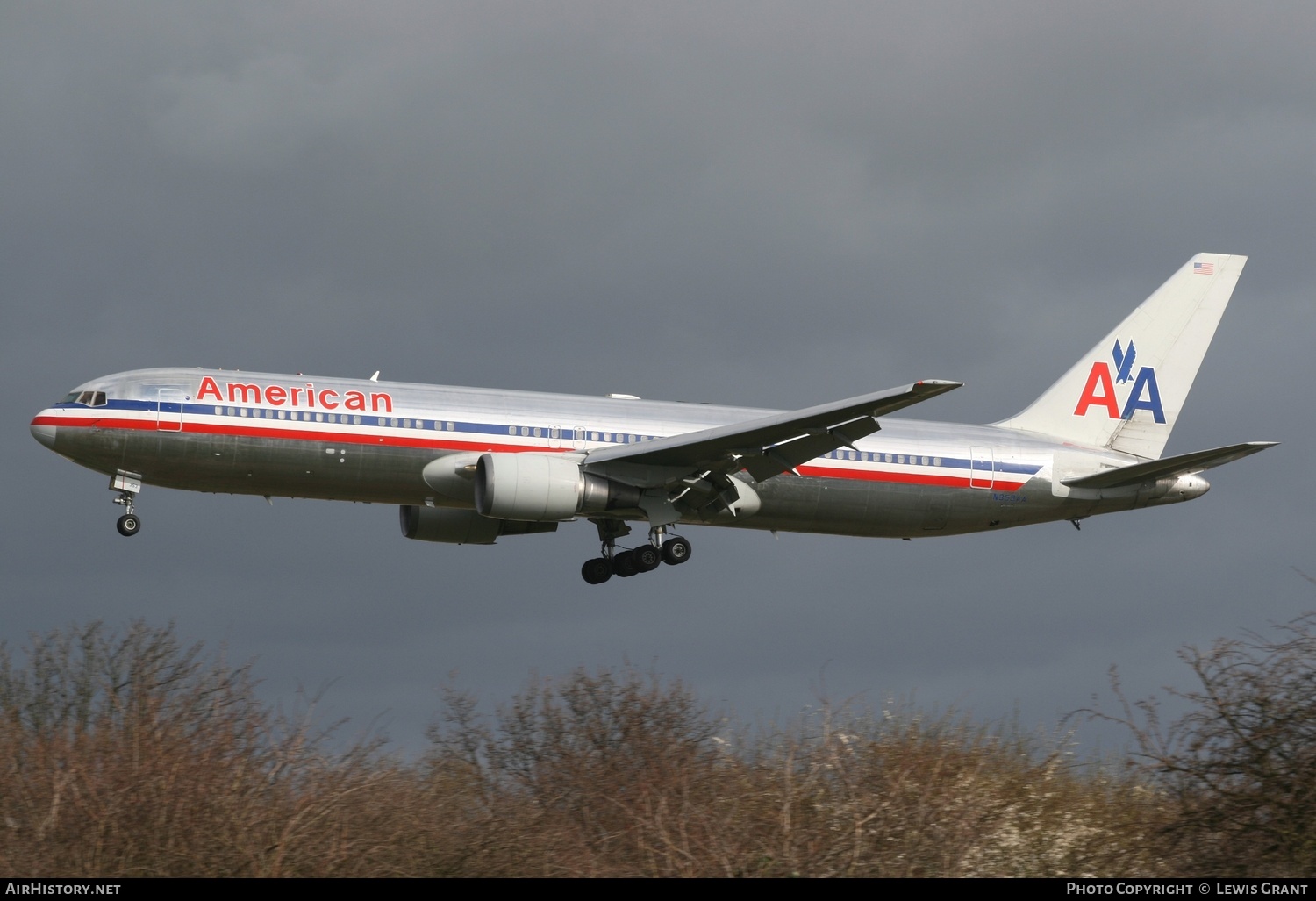 Aircraft Photo of N353AA | Boeing 767-323/ER | American Airlines | AirHistory.net #307297