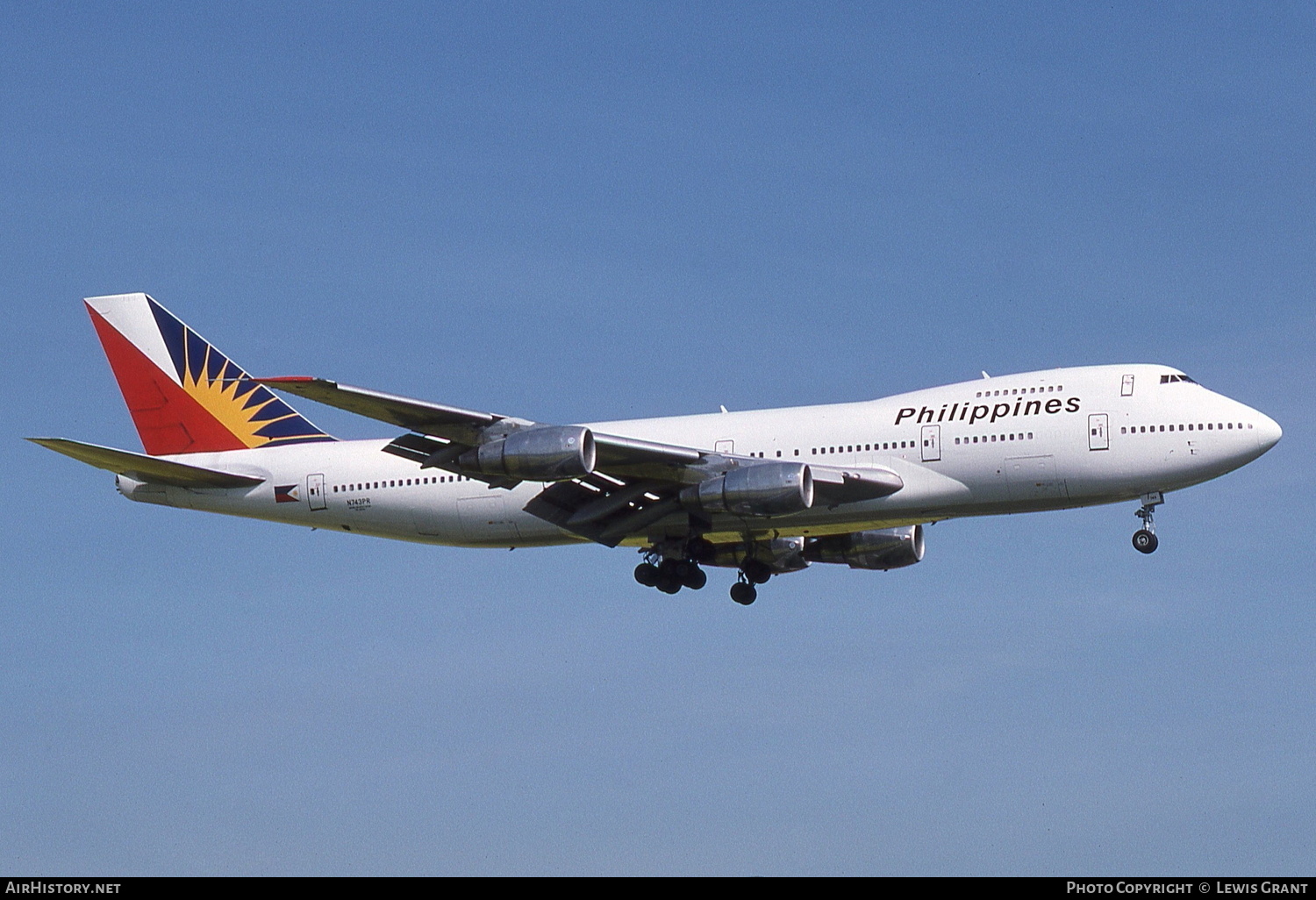 Aircraft Photo of N743PR | Boeing 747-2F6B | Philippine Airlines | AirHistory.net #307322
