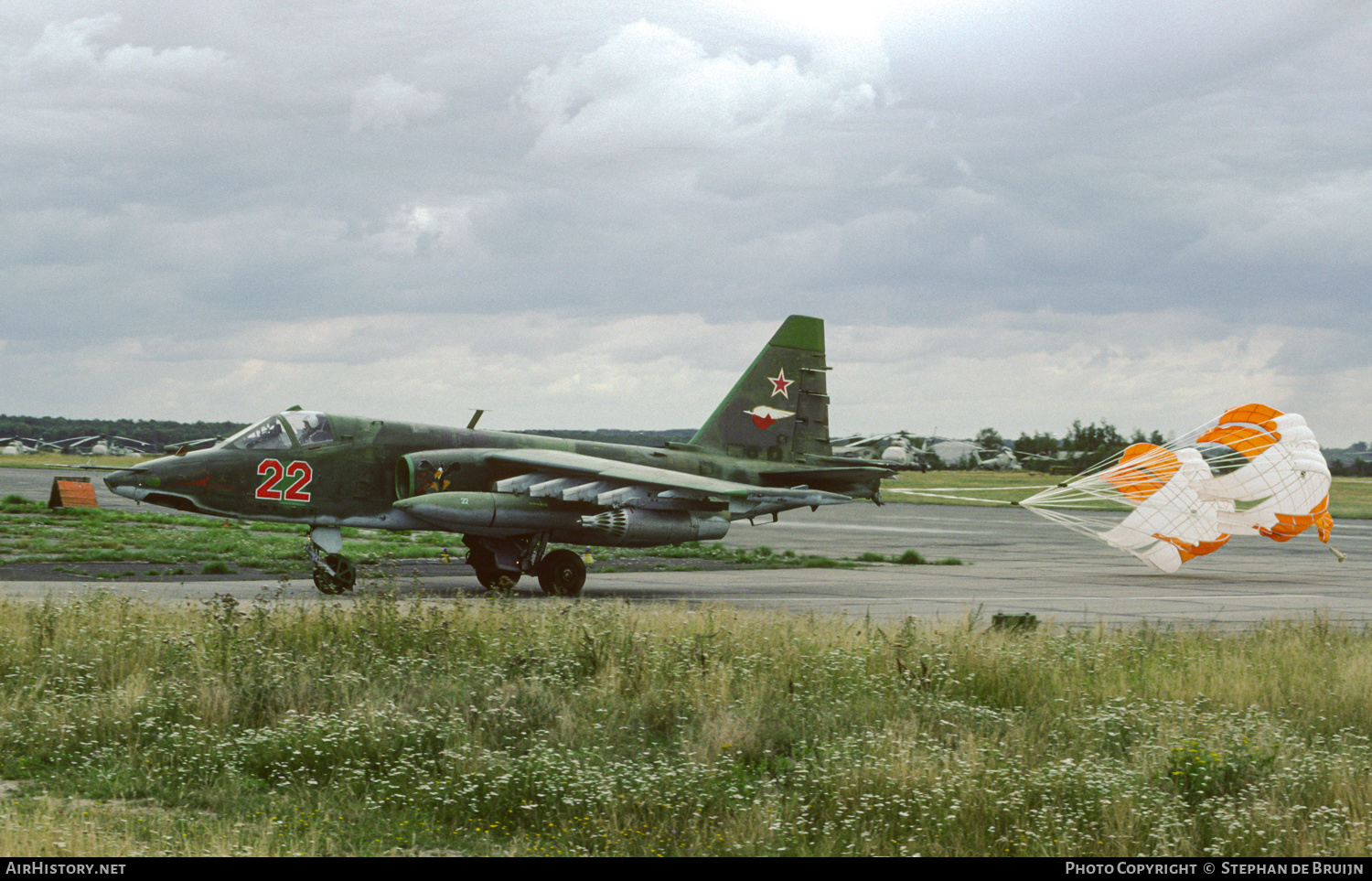 Aircraft Photo of 22 red | Sukhoi Su-25 | Soviet Union - Air Force | AirHistory.net #307344
