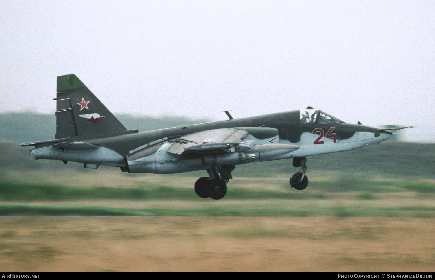 Aircraft Photo of 24 red | Sukhoi Su-25 | Soviet Union - Air Force | AirHistory.net #307349