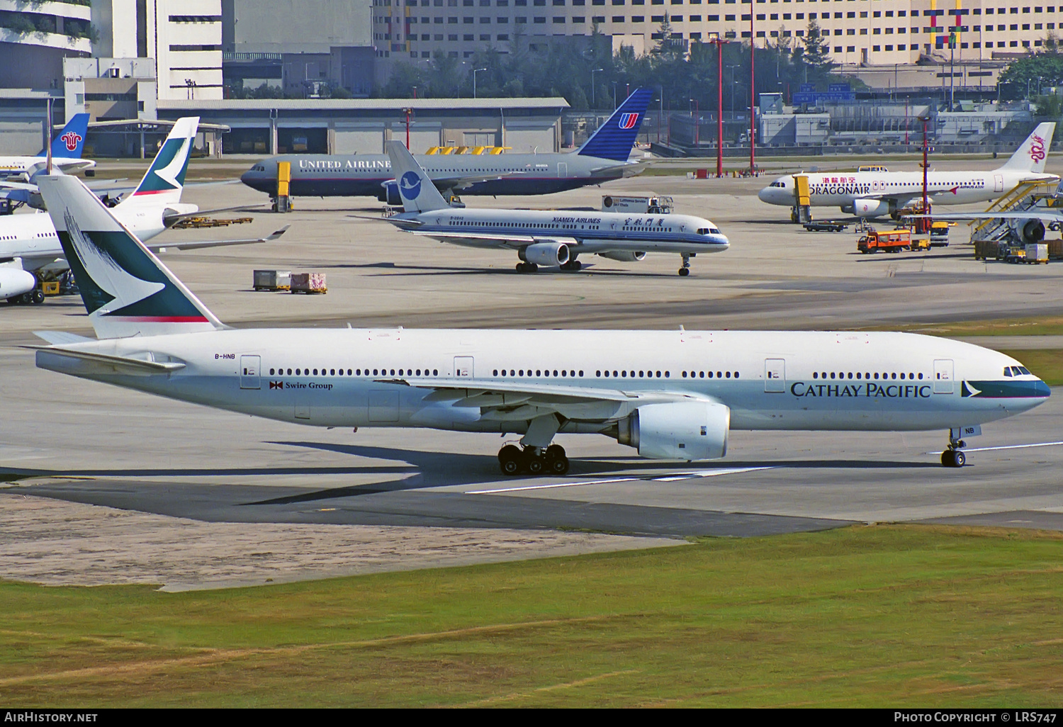 Aircraft Photo of B-HNB | Boeing 777-267 | Cathay Pacific Airways | AirHistory.net #307463