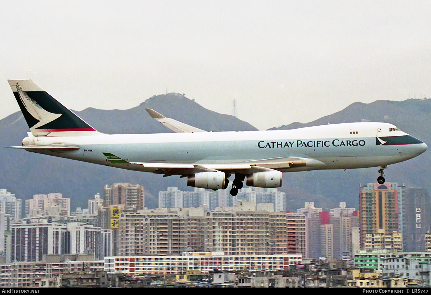 Aircraft Photo of B-HUK | Boeing 747-467F/SCD | Cathay Pacific Airways Cargo | AirHistory.net #307471