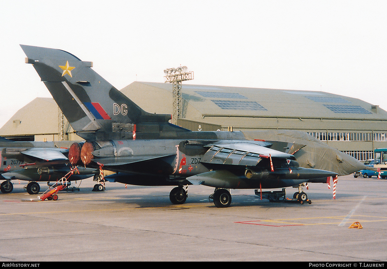 Aircraft Photo of ZD709 | Panavia Tornado GR1 | UK - Air Force | AirHistory.net #307475