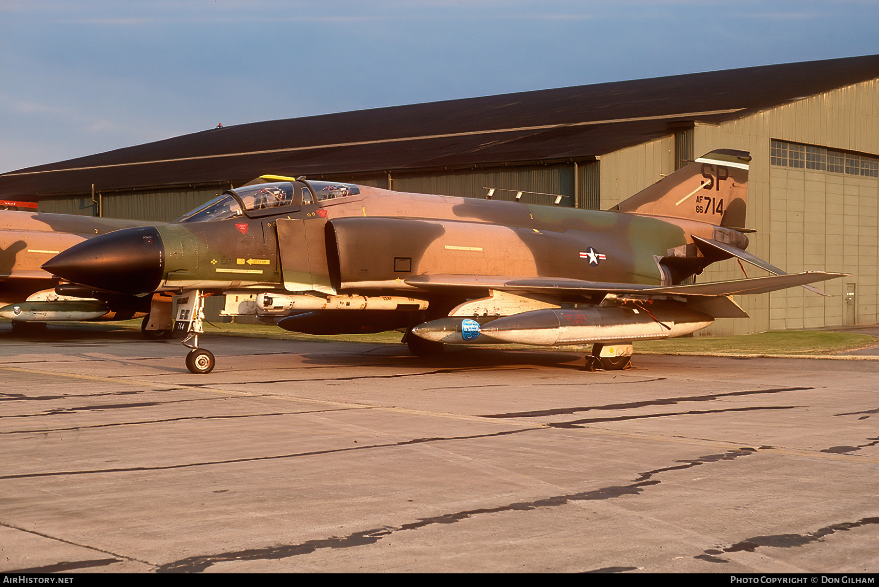 Aircraft Photo of 66-8714 / AF66-714 | McDonnell Douglas F-4D Phantom II | USA - Air Force | AirHistory.net #307534