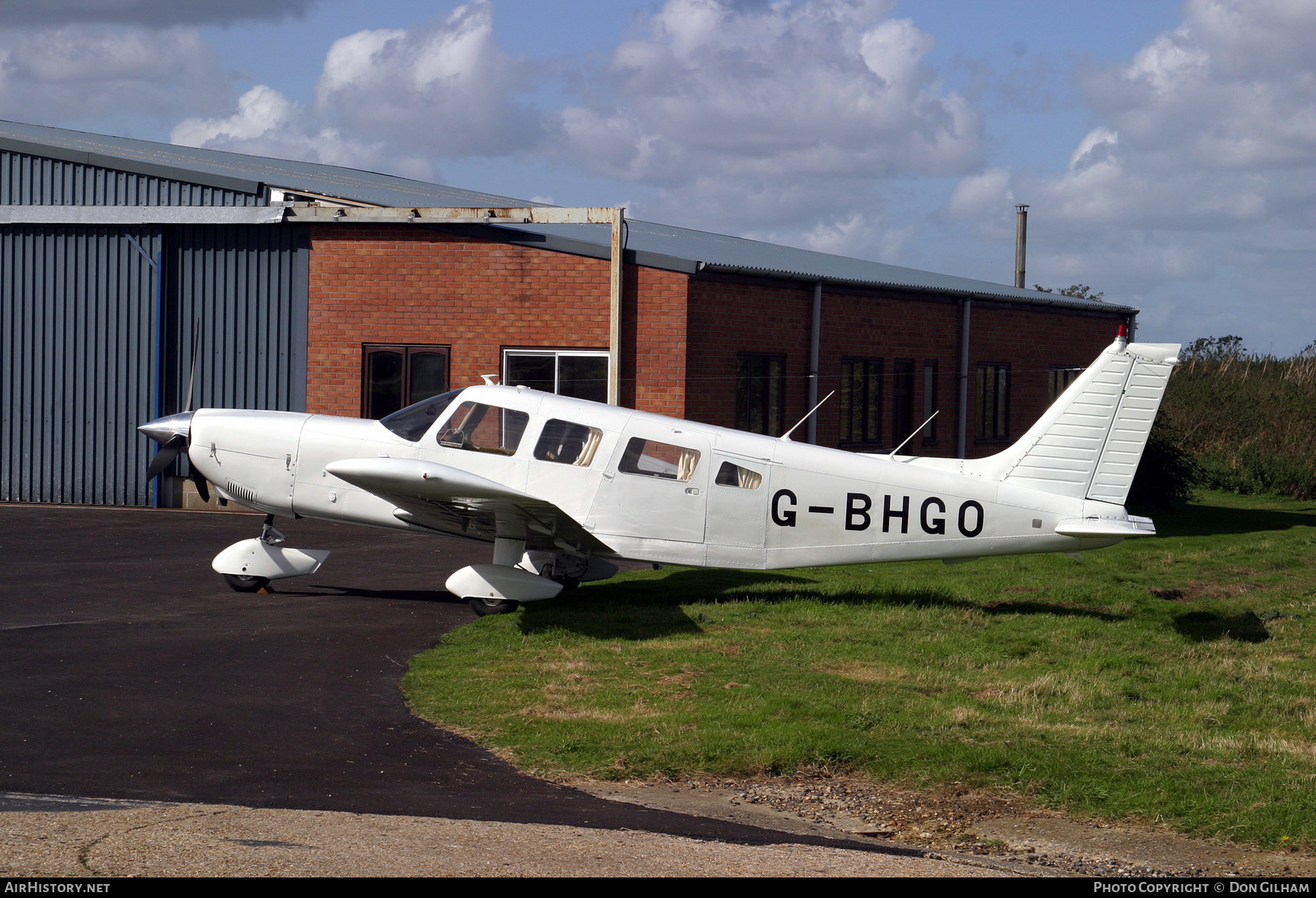 Aircraft Photo of G-BHGO | Piper PA-32-260 Cherokee Six | AirHistory.net #307611