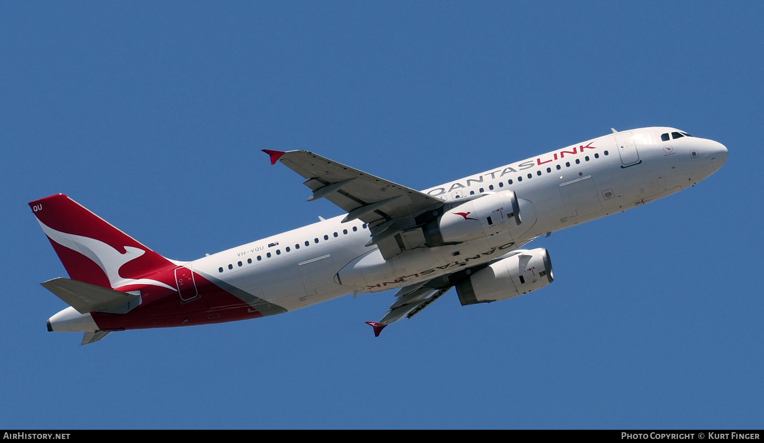 Aircraft Photo of VH-VQU | Airbus A320-232 | QantasLink | AirHistory.net #307638