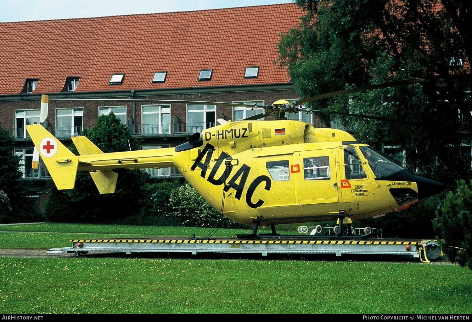 Aircraft Photo of D-HMUZ | Airbus Helicopters BK-117 B-2 | ADAC Luftrettung | AirHistory.net #307726