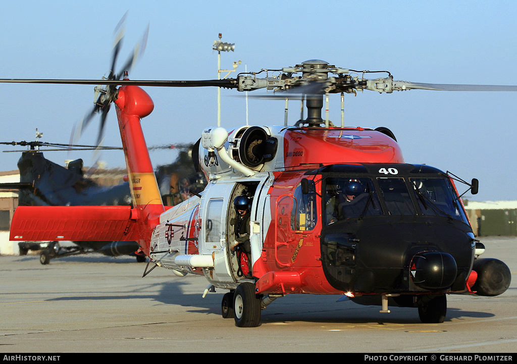 Aircraft Photo of 6040 | Sikorsky HH-60J Jayhawk (S-70B-5) | USA - Coast Guard | AirHistory.net #307886