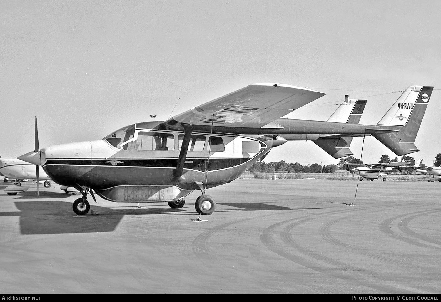Aircraft Photo of VH-RWU | Cessna 337A Super Skymaster | Royal Aero Club of Western Australia | AirHistory.net #307907